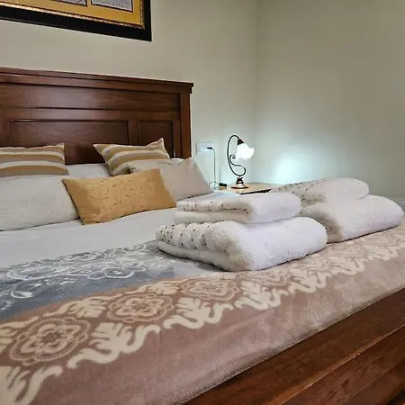 1a109 En By R2r Consulting