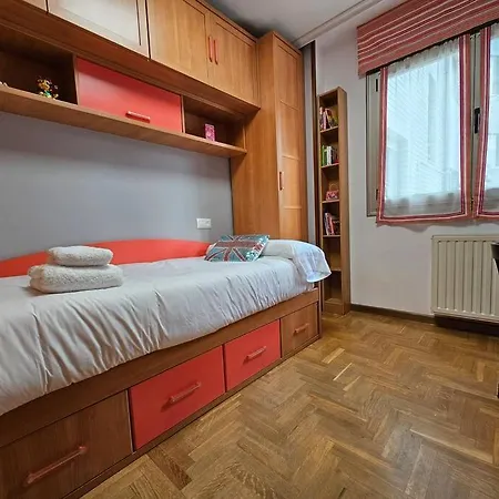 Apartman R2R - Apartamento En Gijon - 1A109 *