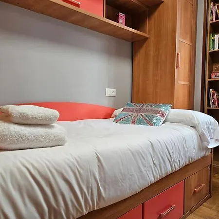 R2R - Apartamento En Gijon - 1A109 * Gijón